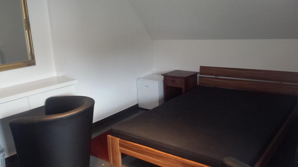 Monaco Rooms Maribor Room photo
